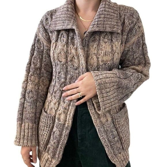 Vintage Womens Hand Knit Brown Wool Oversized Cable Fisherman Cardigan Sz L - Picture 3 of 9